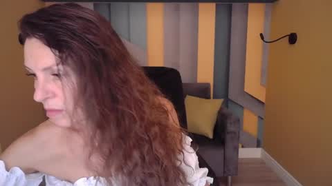 EllaLongs online show from 24, 6, 2026