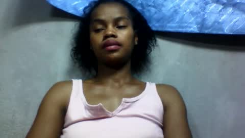 elodie228680 online show from 17, 5, 2026