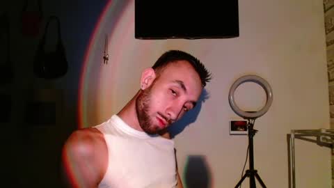 Emilio online show from 4, 1, 2025
