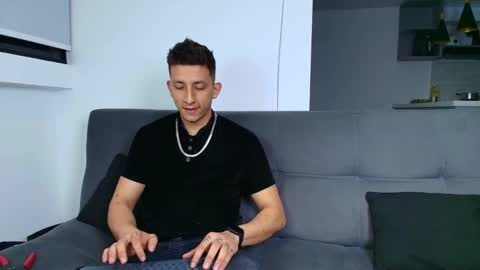 EMILIOCUM online show from 12, 2, 2025