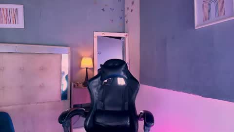 emily_castillo1_ online show from 21, 6, 2026