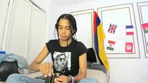 emily_gaviria1 online show from 14, 6, 2026