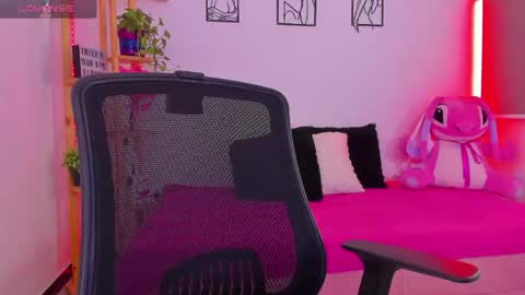 Emily online show from 4, 5, 2026