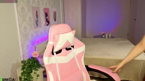 Snapshot of emily_tyler19 chatting on 25, 5, 2026 Emily online show from 25, 5, 2026