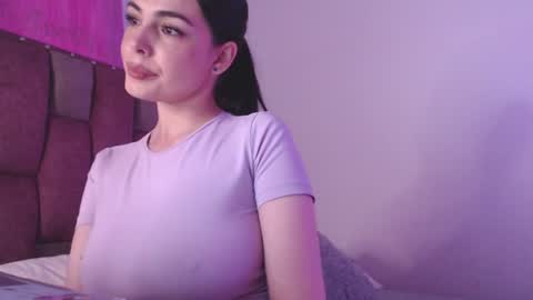 emily_w2 online show from 14, 7, 2026