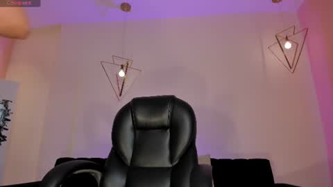 Emily Carter online show from 21, 6, 2026