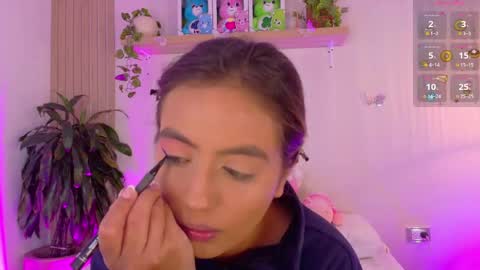 Emily Bank online show from 8, 6, 2026