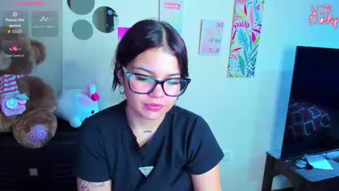emma_boo_ online show from 22, 6, 2026