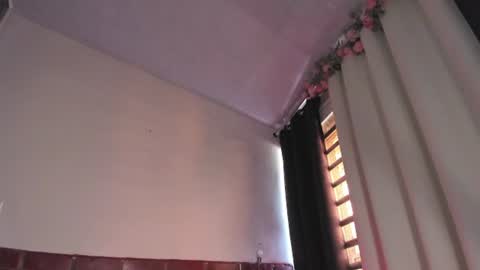 emmaclark_1 online show from 20, 6, 2026