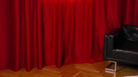 Snapshot of emmelyn_ chatting on 9, 6, 2026 Emm online show from 9, 6, 2026