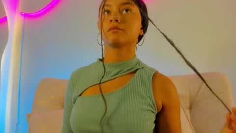 EMMILY online show from 20, 5, 2026