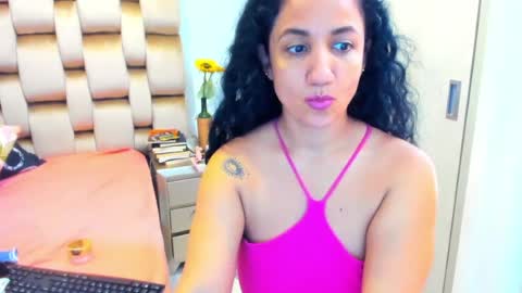 emperatriztapia online show from 12, 6, 2026