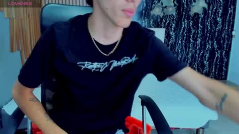 enzoo_smith online show from 21, 7, 2026