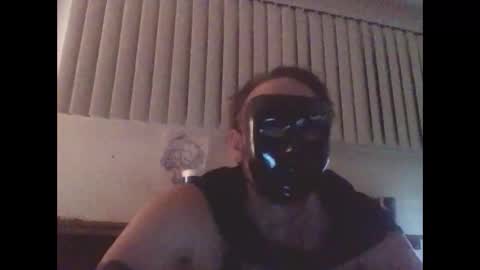 Snapshot of epictriggz chatting on 13, 4, 2026 slutcouple online show from 13, 4, 2026