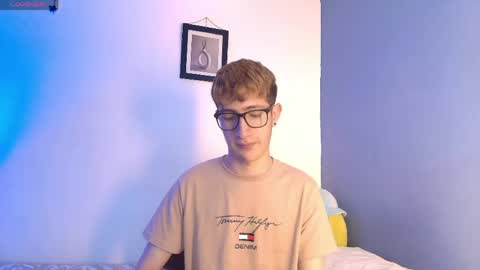 Snapshot of erik_golden_ chatting on 16, 5, 2026 I am Erik online show from 16, 5, 2026