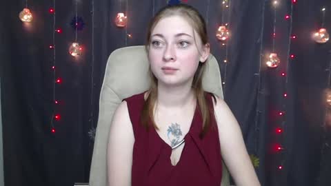 Snapshot of erikafanks chatting on 8, 1, 2025 erikafanks online show from 8, 1, 2025