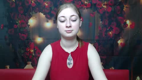Snapshot of erikafanks chatting on 1, 2, 2025 erikafanks online show from 1, 2, 2025