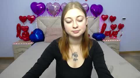 Snapshot of erikafanks chatting on 13, 2, 2025 erikafanks online show from 13, 2, 2025