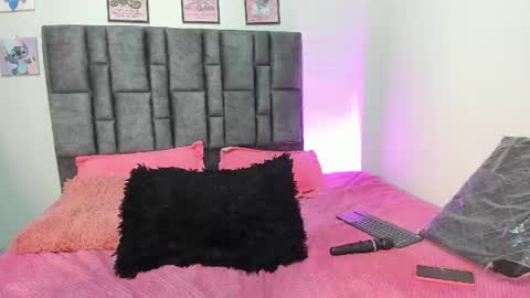 Perla online show from 10, 6, 2026