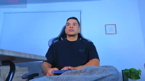 ESTEBAN online show from 17, 6, 2026