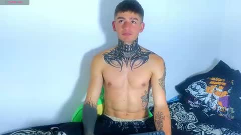 Esteban independent model online show from 11, 6, 2026