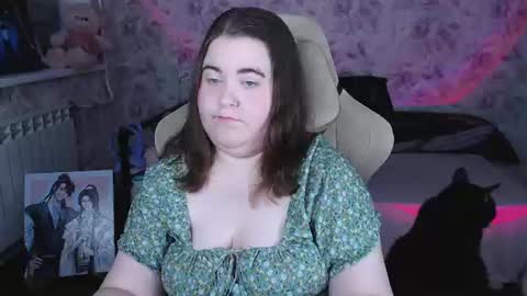 Snapshot of estelle_hicks chatting on 14, 6, 2026 estelle_hicks online show from 14, 6, 2026