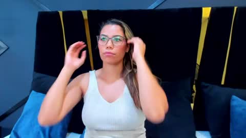 esther_xo online show from 24, 6, 2026