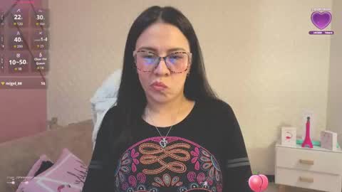 Eva  online show from 11, 5, 2026