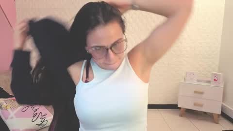 Eva  online show from 28, 5, 2026