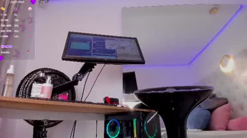 Snapshot of eva_rain chatting on 20, 6, 2026 Eva online show from 20, 6, 2026