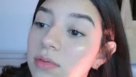 Eva Sin online show from 17, 6, 2026