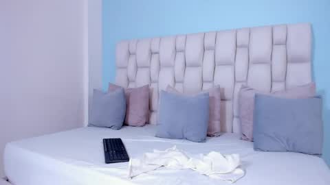 Snapshot of evaa__rose_ chatting on 6, 6, 2026 Eva online show from 6, 6, 2026