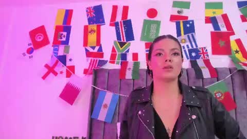 evelin__thompsson online show from 19, 6, 2026