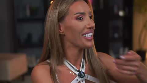 Evelyn online show from 20, 6, 2026