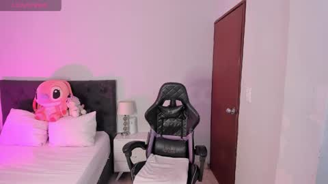 LAURA SOFIA  INDEPENDENT MODEL FOLLOW ME NOW ALMOST 10000 FOLLOWERS online show from 4, 6, 2026