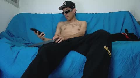 evil_boss1 online show from 10, 6, 2026