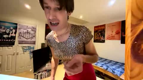 fagboysissy online show from 10, 11, 2025