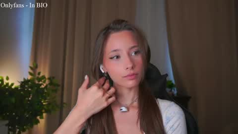 Kaori online show from 5, 6, 2026