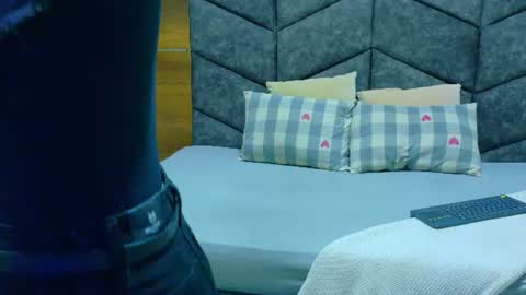 FERNANDA BROWN  online show from 14, 6, 2026