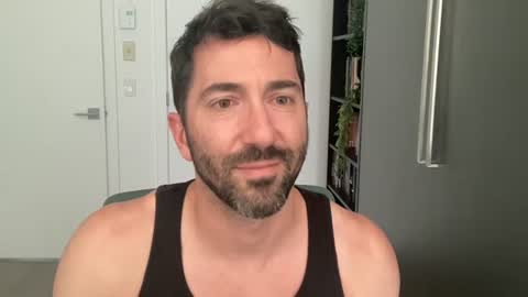 Finn Riley online show from 4, 7, 2026