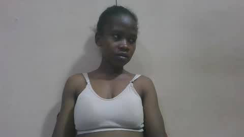 flora48230522373 online show from 20, 4, 2026