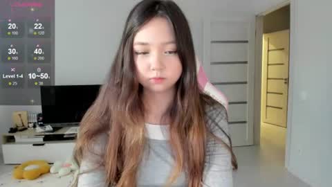 Snapshot of fluffy_rose chatting on 12, 6, 2026 Rose online show from 12, 6, 2026