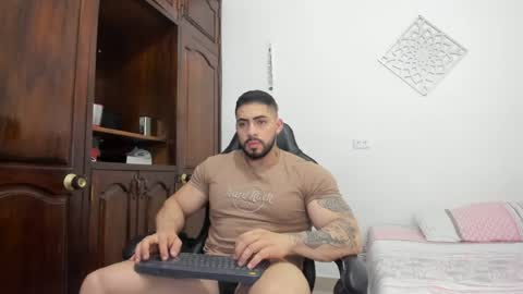 frank_foxx1 online show from 20, 6, 2026