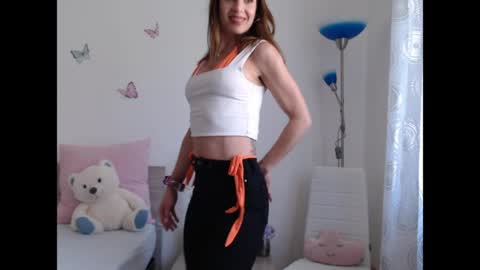 Snapshot of freyamuse chatting on 21, 4, 2026 FreyaMuse online show from 21, 4, 2026