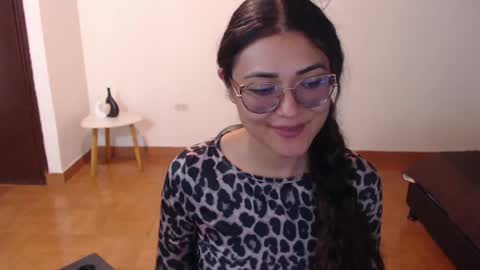 Snapshot of freyarouge chatting on 31, 5, 2026 freyarouge online show from 31, 5, 2026