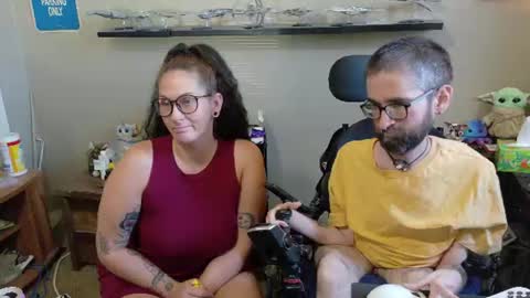 fuck_i_dunno online show from 15, 6, 2026