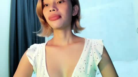 fuckingsexy143 online show from 15, 6, 2026