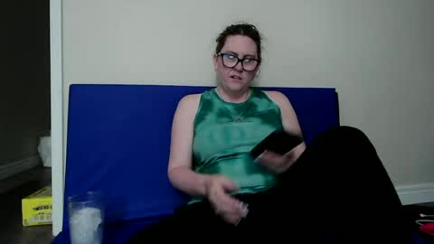 fuzzypeaches87 online show from 16, 6, 2026