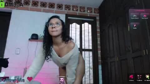 Lenna 3 online show from 9, 6, 2026