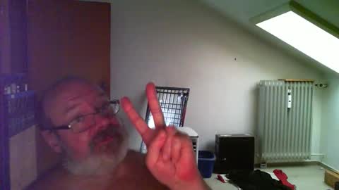 gbstoni online show from 9, 6, 2026